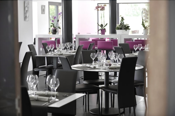 Imagen del bar/restaurante del Hotel Eden Ardenne. Foto 2