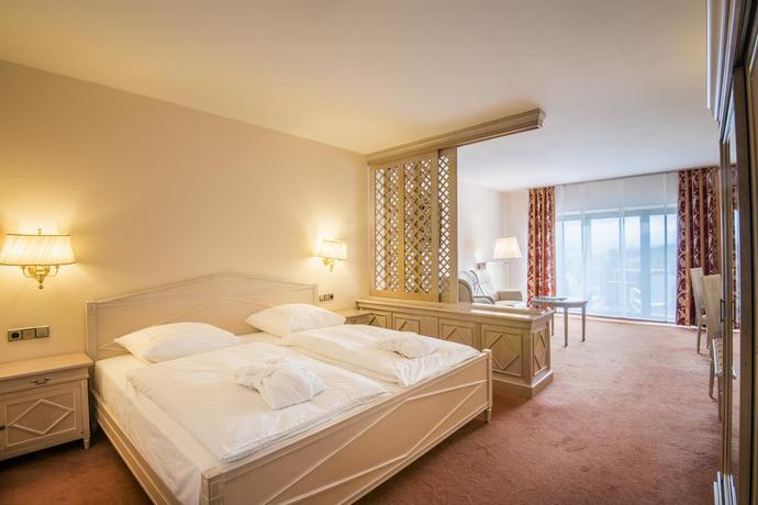 Imagen de la habitación del Hotel Eden Au Lac. Foto 6