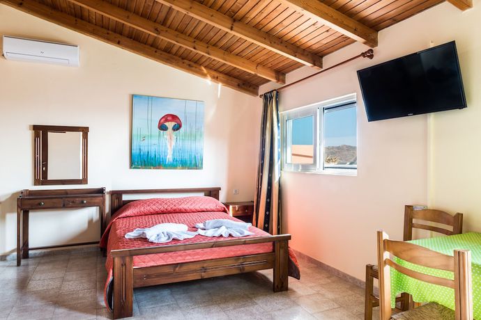 Imagen de la habitación del Hotel Eden Beach. Foto 20
