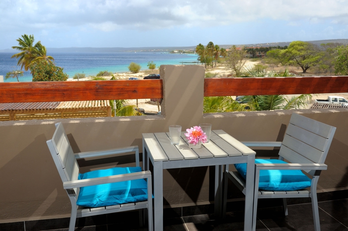 Imagen de la habitación del Hotel Eden Beach Resort. Foto 3