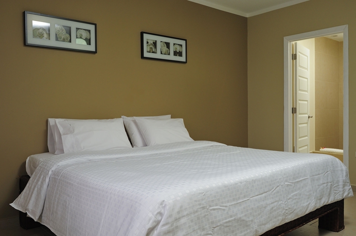 Imagen de la habitación del Hotel Eden Beach Resort. Foto 8