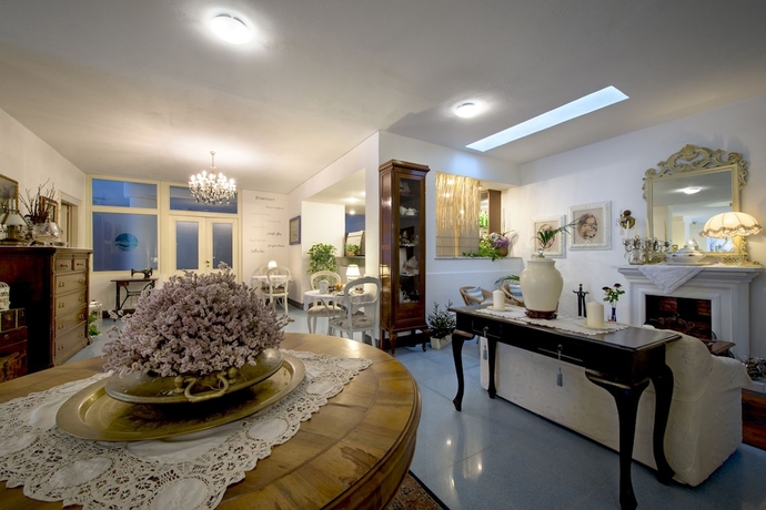 Imagen de los interiores del Hotel Eden Bleu, Vico Equense. Foto 15