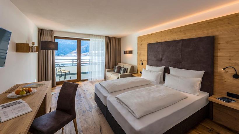 Imagen de la habitación del Hotel Eden Boutique, Curon Venosta. Foto 3