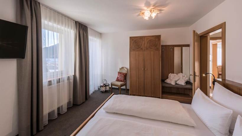 Imagen de la habitación del Hotel Eden Boutique, Curon Venosta. Foto 16