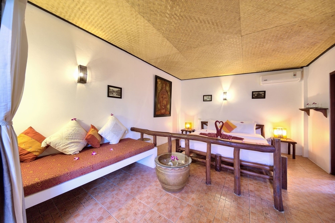 Imagen de la habitación del Hotel Eden Bungalows. Foto 12