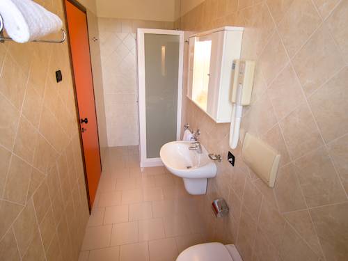 Imagen de la habitación del Hotel Eden, Castel d'Ario. Foto 16