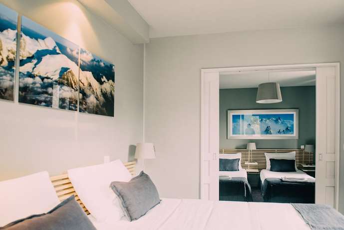 Imagen de la habitación del Hotel Eden Chamonix. Foto 7