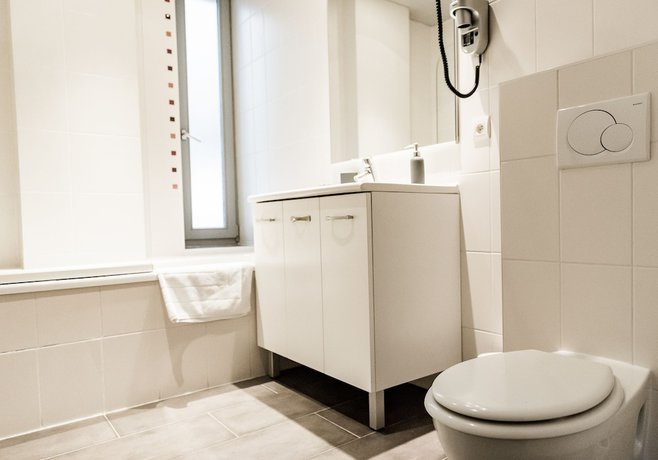 Imagen de la habitación del Hotel Eden Chamonix. Foto 8