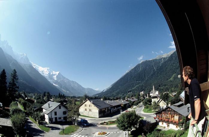 Imagen de la habitación del Hotel Eden Chamonix. Foto 12