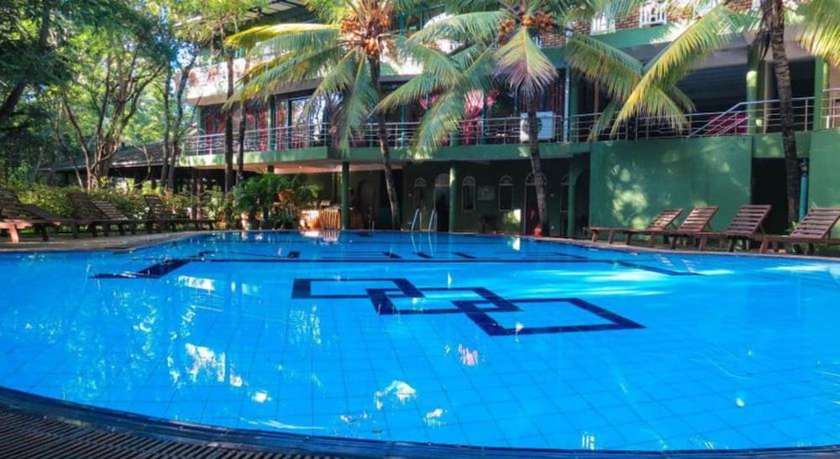 Imagen de la piscina del Hotel Eden Garden, Sigiriya. Foto 19