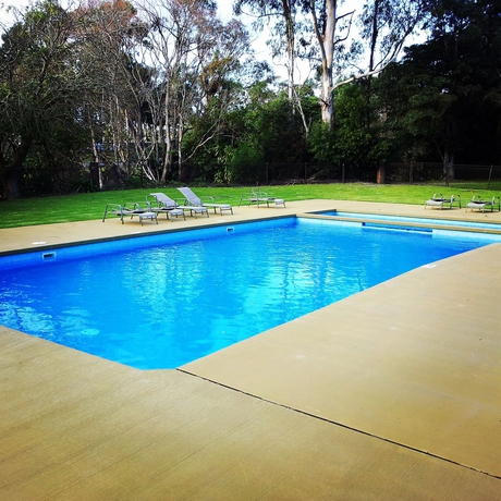 Imagen de la piscina del Hotel Eden Gateway Holiday Park. Foto 16