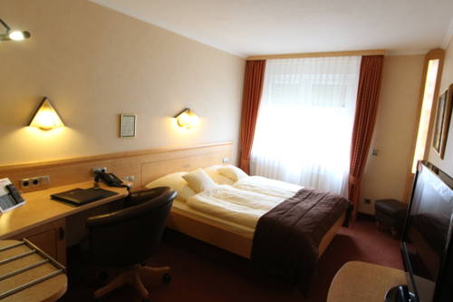 Imagen de la habitación del Hotel Eden, Gotinga. Foto 4