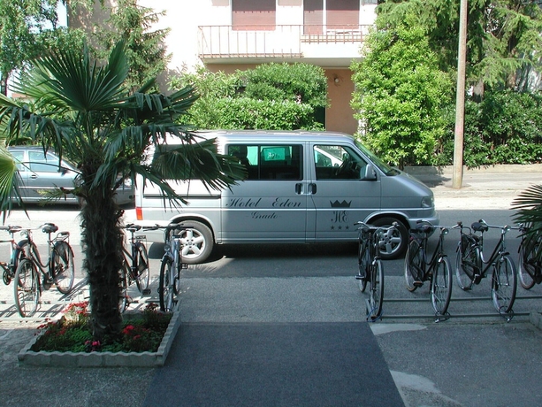 Imagen general del Hotel Eden, Grado. Foto 2