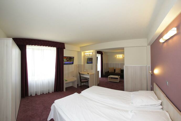 Imagen general del Hotel Eden Grand Resort. Foto 2
