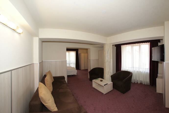Imagen general del Hotel Eden Grand Resort. Foto 17