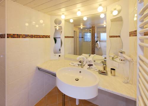 Imagen de la habitación del Hotel Eden, Gr&auml;chen. Foto 2