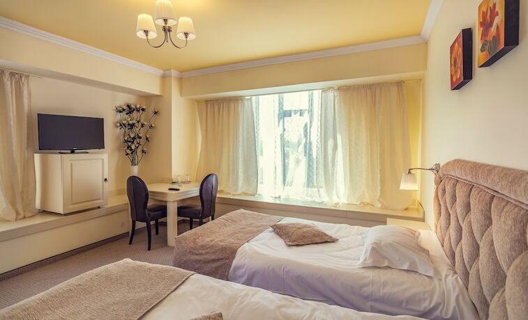 Imagen de la habitación del Hotel Eden, Iasi. Foto 8