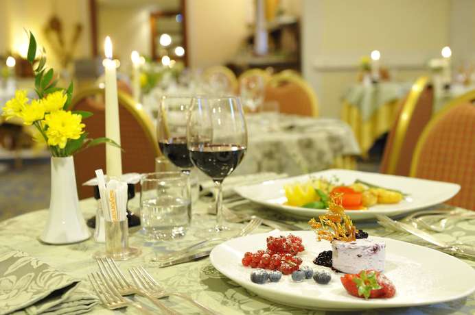 Imagen del bar/restaurante del Hotel Eden Levico Terme. Foto 5