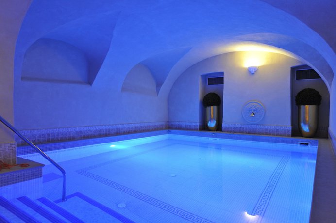 Imagen de la piscina del Hotel Eden Levico Terme. Foto 20
