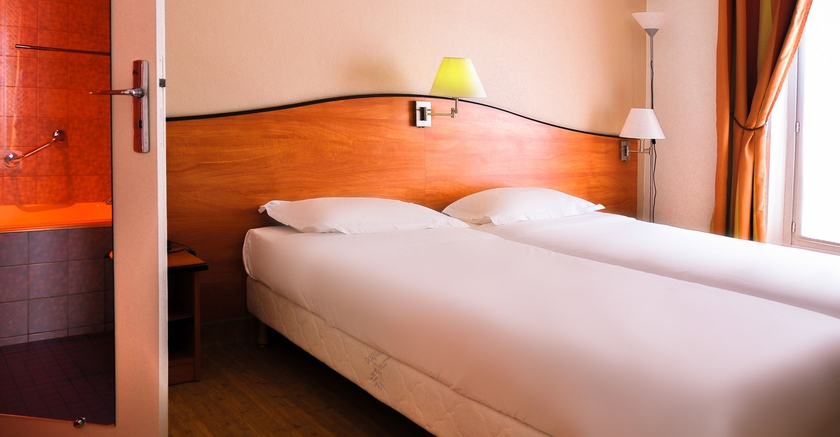 Imagen de la habitación del Hotel Eden Montmartre. Foto 9