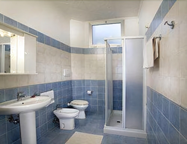 Imagen de la habitación del Hotel Eden, Padua. Foto 5