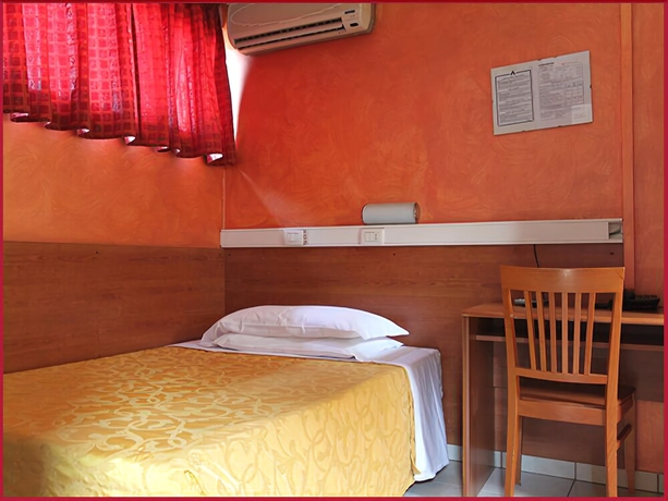 Imagen de la habitación del Hotel Eden, Padua. Foto 7