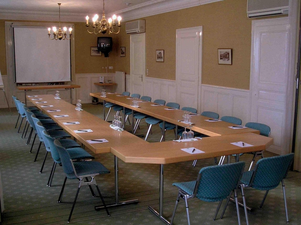 Imagen de los interiores del Hotel Eden Palace Au Lac. Foto 12