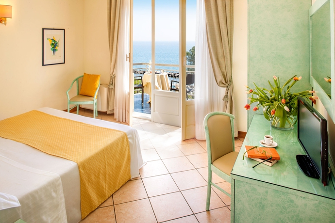 Imagen de la habitación del Hotel Eden Park, Diano Marina. Foto 5
