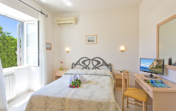 Imagen de la habitación del Hotel Eden Park, Ischia. Foto 4