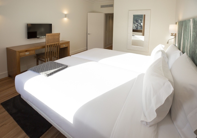 Imagen de la habitación del Hotel Eden Park, Riudellots de la Selva. Foto 11