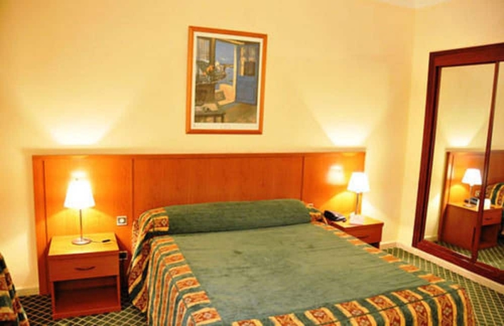 Imagen de la habitación del Hotel Eden Phoenix. Foto 4