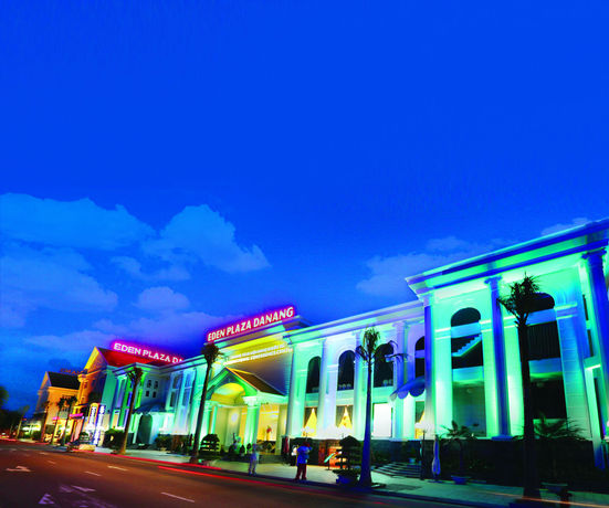 Imagen de la piscina del Hotel Eden Plaza Danang. Foto 15