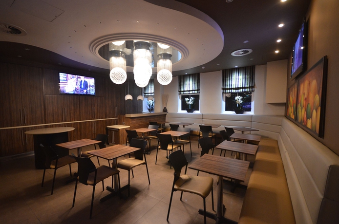 Imagen del bar/restaurante del Hotel Eden Plaza Kensington. Foto 2