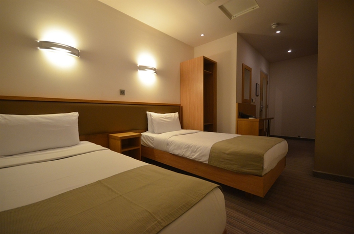 Imagen de la habitación del Hotel Eden Plaza Kensington. Foto 5