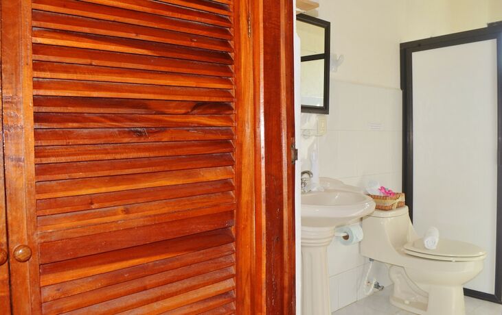 Imagen de la habitación del Hotel Eden, Puerto Morelos. Foto 15