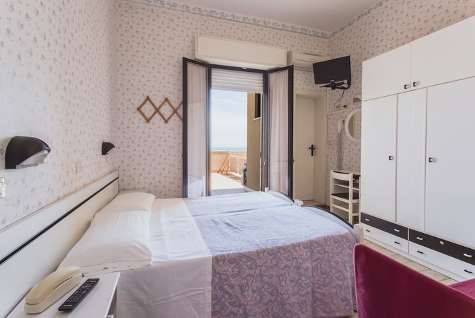 Imagen de la habitación del Hotel Eden, Rimini. Foto 5