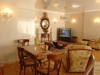 Imagen de los interiores del Hotel Eden Roc, AJACCIO. Foto 5