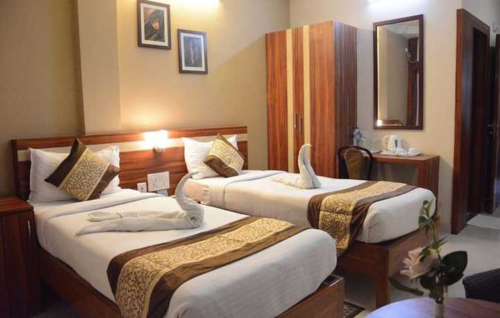 Imagen de la habitación del Hotel Eden Roc, Bhubaneswar. Foto 11
