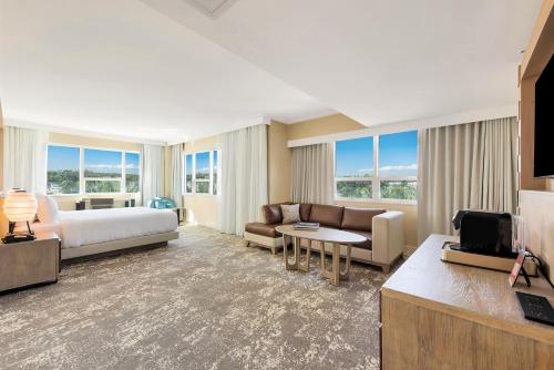 Imagen de la habitación del Hotel Eden Roc Miami Beach. Foto 14