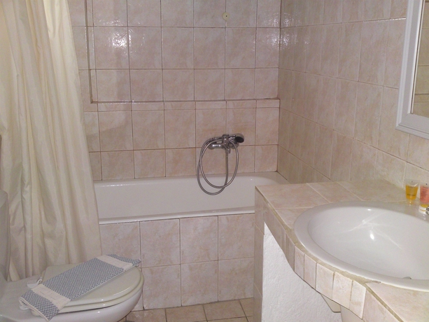 Imagen de la habitación del Hotel Eden Rock, Ierapetra. Foto 5