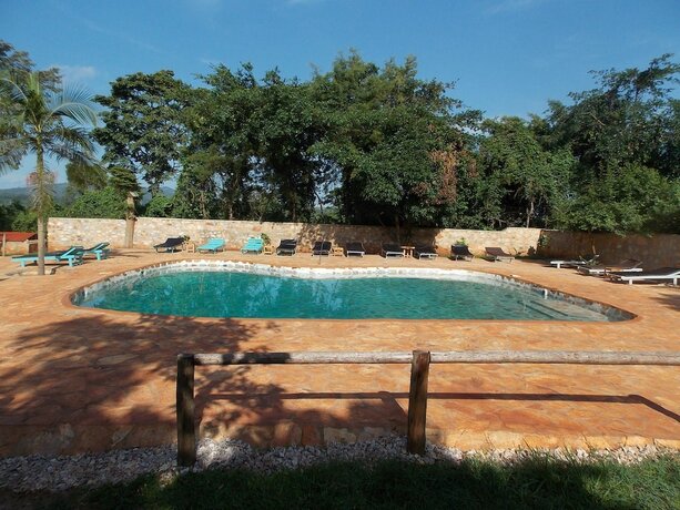 Imagen general del Hotel Eden Rock Resort, Kyabirwa. Foto 2