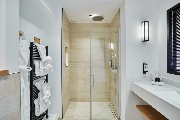 Imagen de la habitación del Hotel Eden, Sainte-Maxime. Foto 2