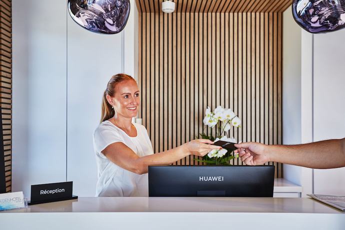 Imagen de los interiores del Hotel Eden, Sainte-Maxime. Foto 19