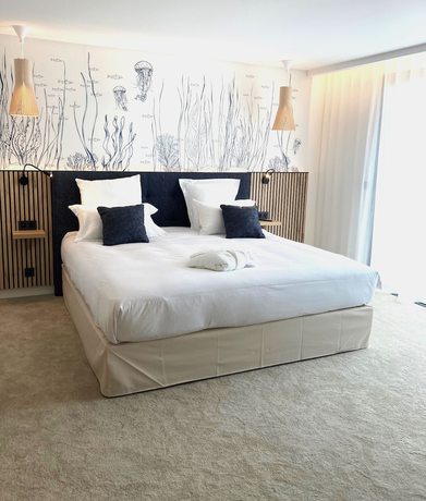 Imagen de la habitación del Hotel Eden, Sainte-Maxime. Foto 10