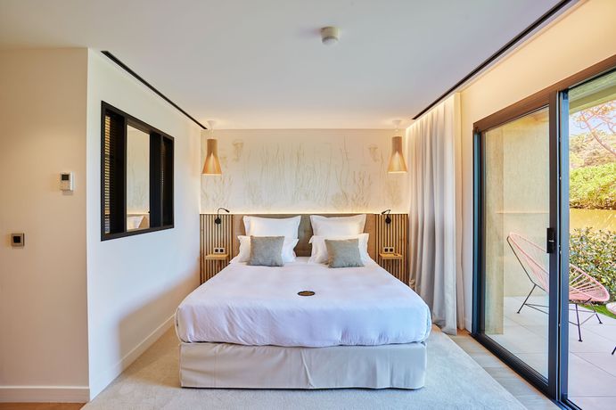 Imagen de la habitación del Hotel Eden, Sainte-Maxime. Foto 14