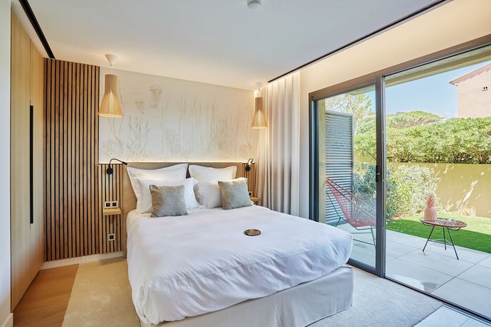 Imagen de la habitación del Hotel Eden, Sainte-Maxime. Foto 18