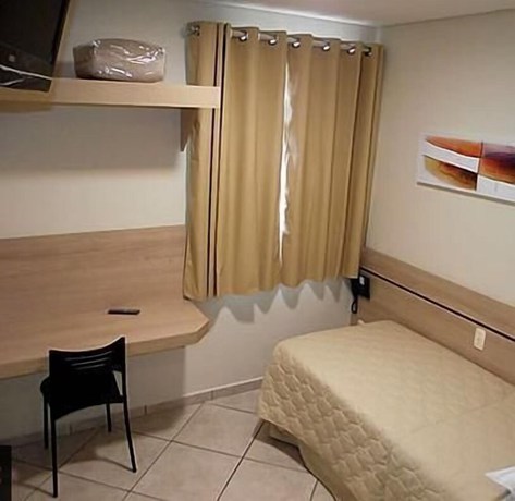 Imagen de la habitación del Hotel Eden, Sorocaba. Foto 16