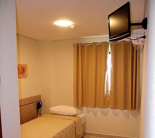 Imagen de la habitación del Hotel Eden, Sorocaba. Foto 17