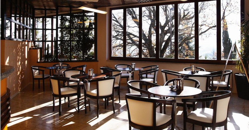 Imagen del bar/restaurante del Hotel Eden Spa. Foto 3