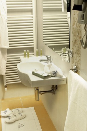 Imagen de la habitación del Hotel Eden Spa. Foto 8